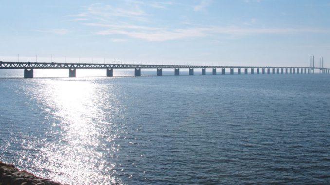 Die Öresundbrücke verbindet Schweden mit Dänemark