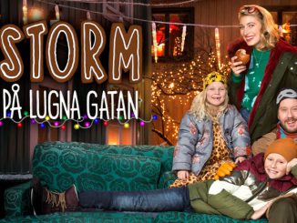 Familie Sturm auf dem Sofa
