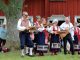 Die Musiker von Laras spelmän an Midsommar